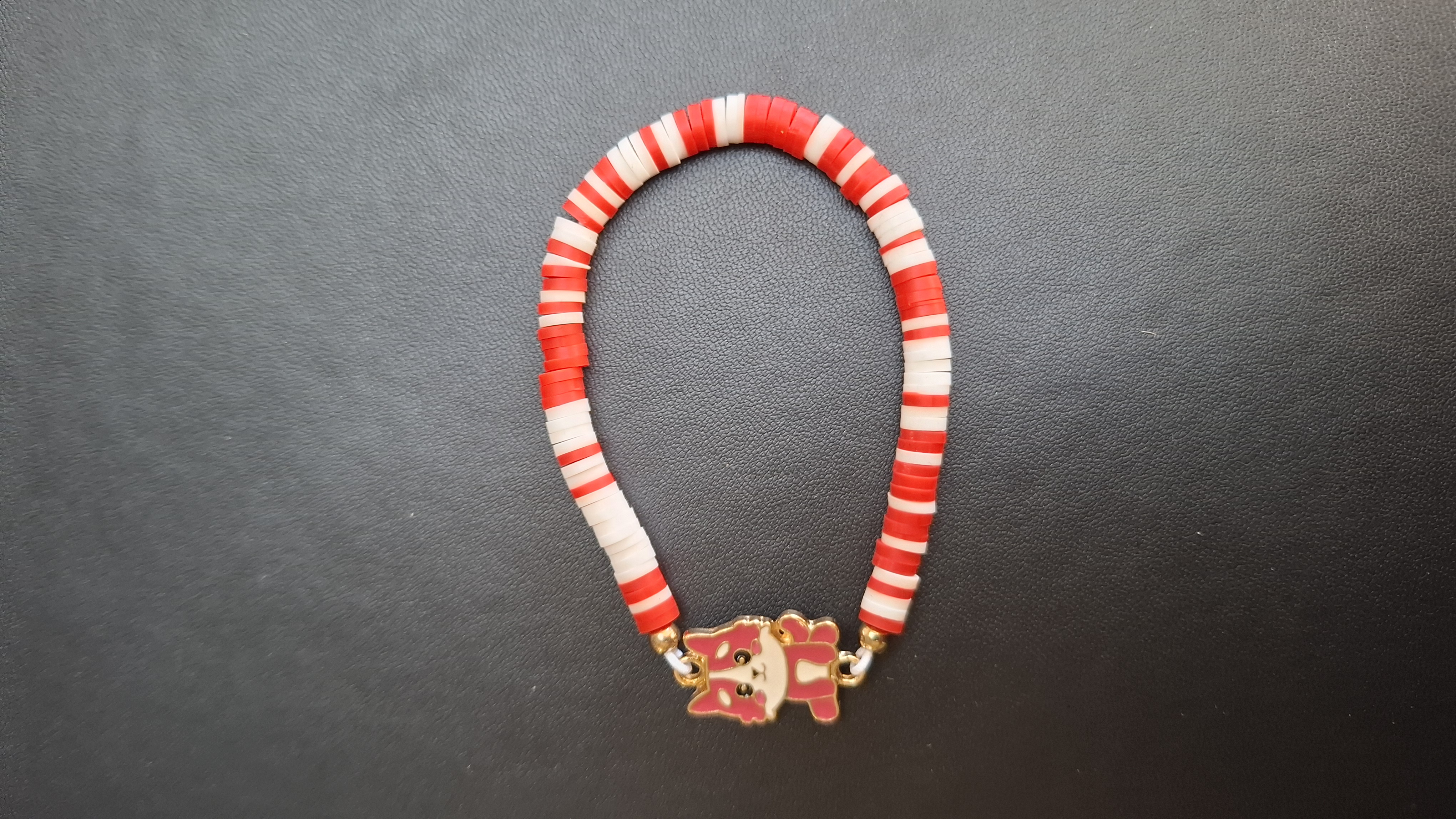 armband rood met rood katje