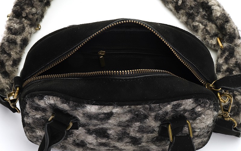 Black panter teddy handtas Winnipeg