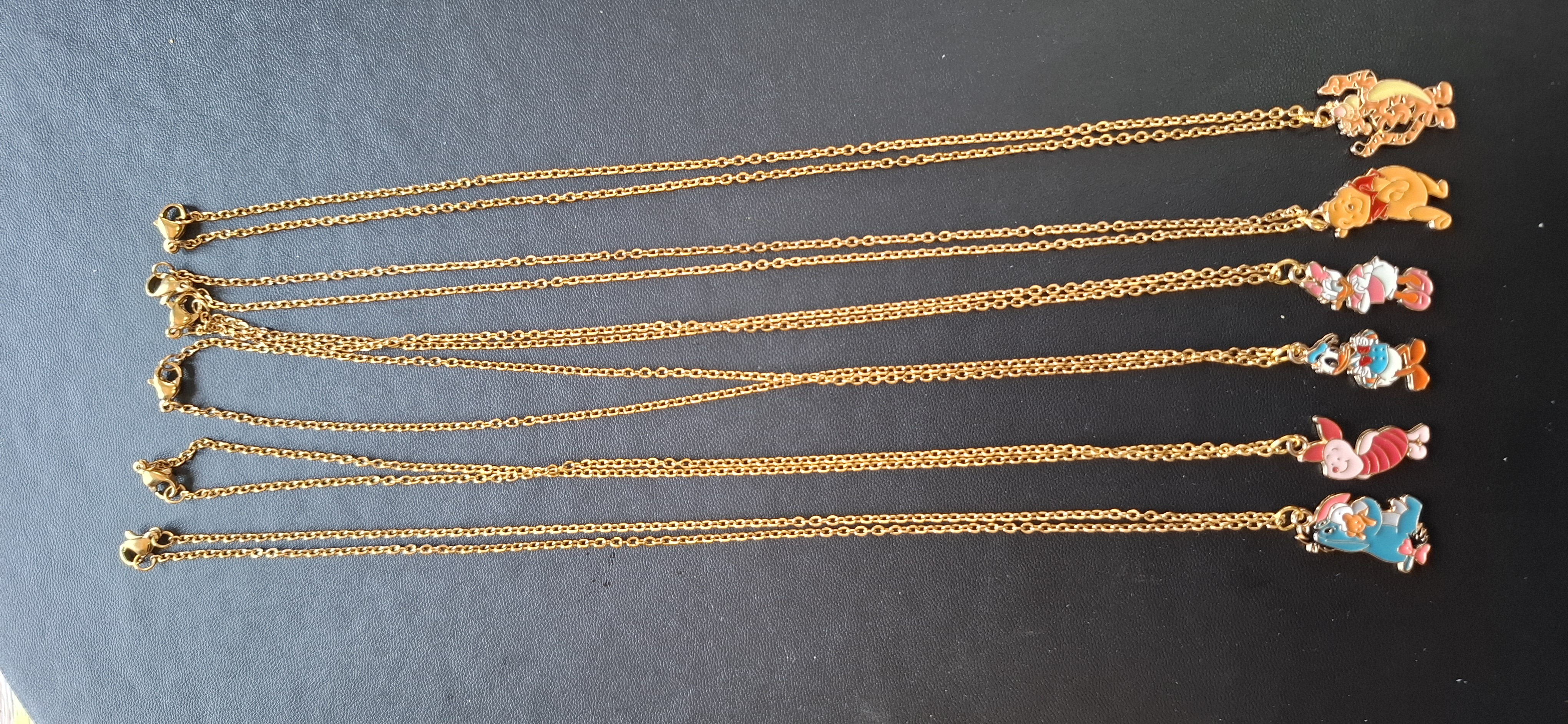 Handmade kettingen voor jongens en meisjes. PRIJS IS PER KETTING