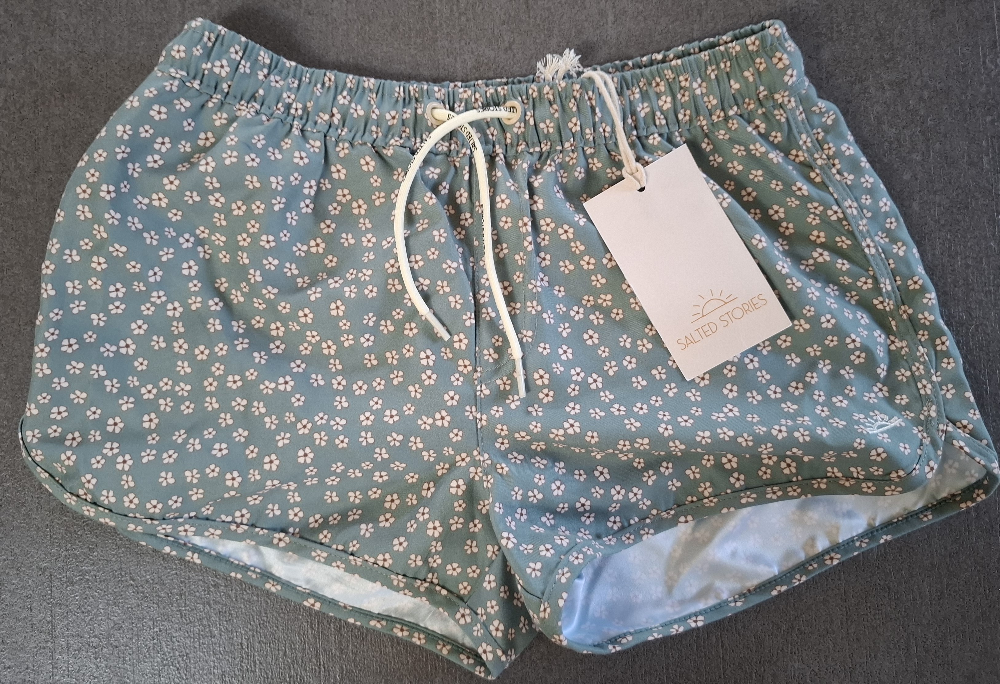 salted stories zwemshort daisies maat 122/128